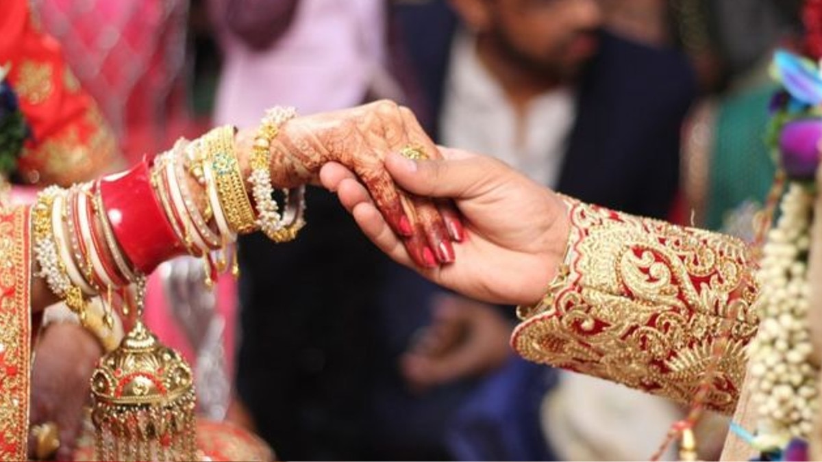 after 10 surgeries Aarav became Ayesha after changing her gender