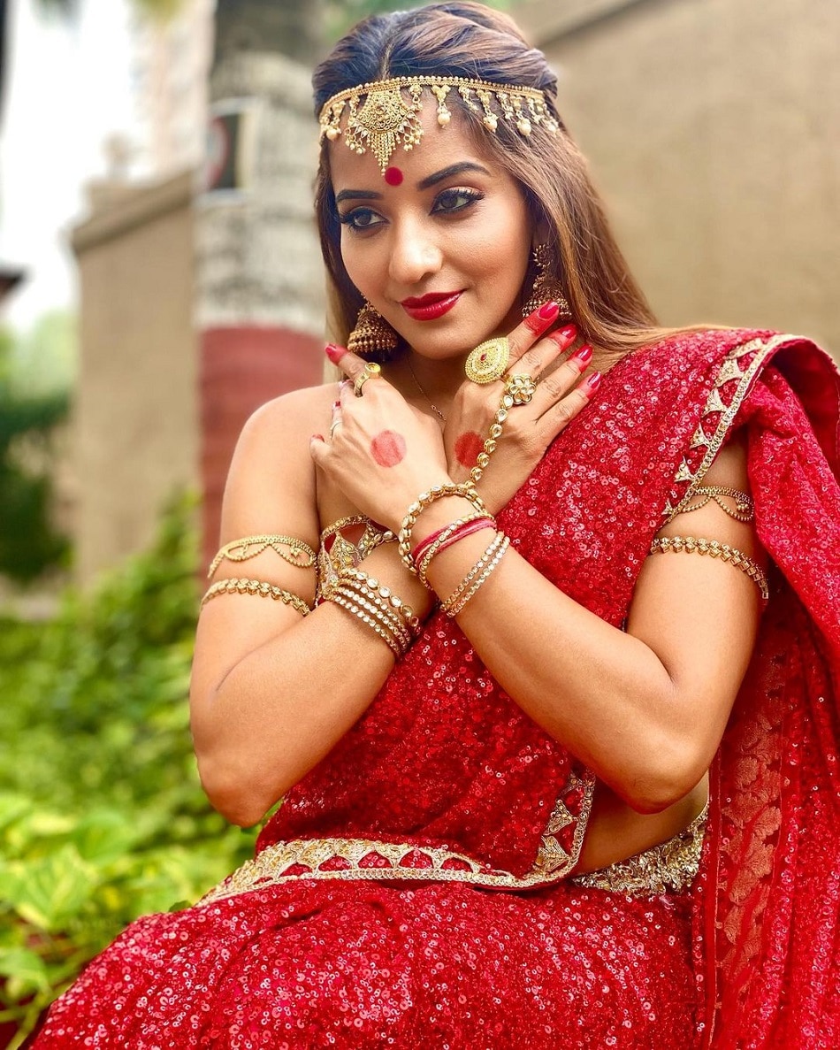 Monalisa in Ratri Ke Yatri Web Series