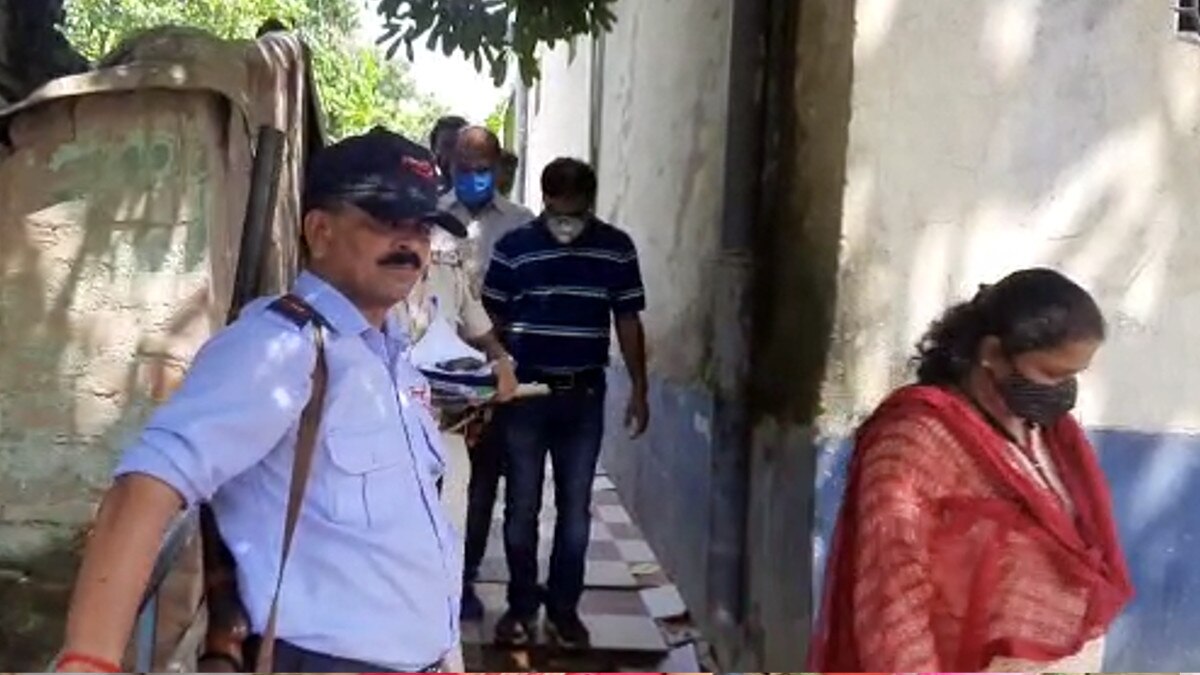 Do not have to spend on marriage step mother and real father killed daughter