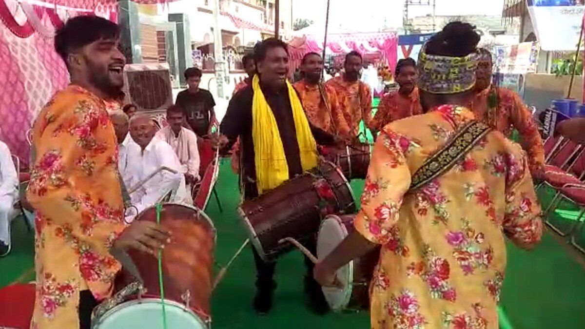 neeraj chopra village celebrations after creating history Tokyo Olympics 