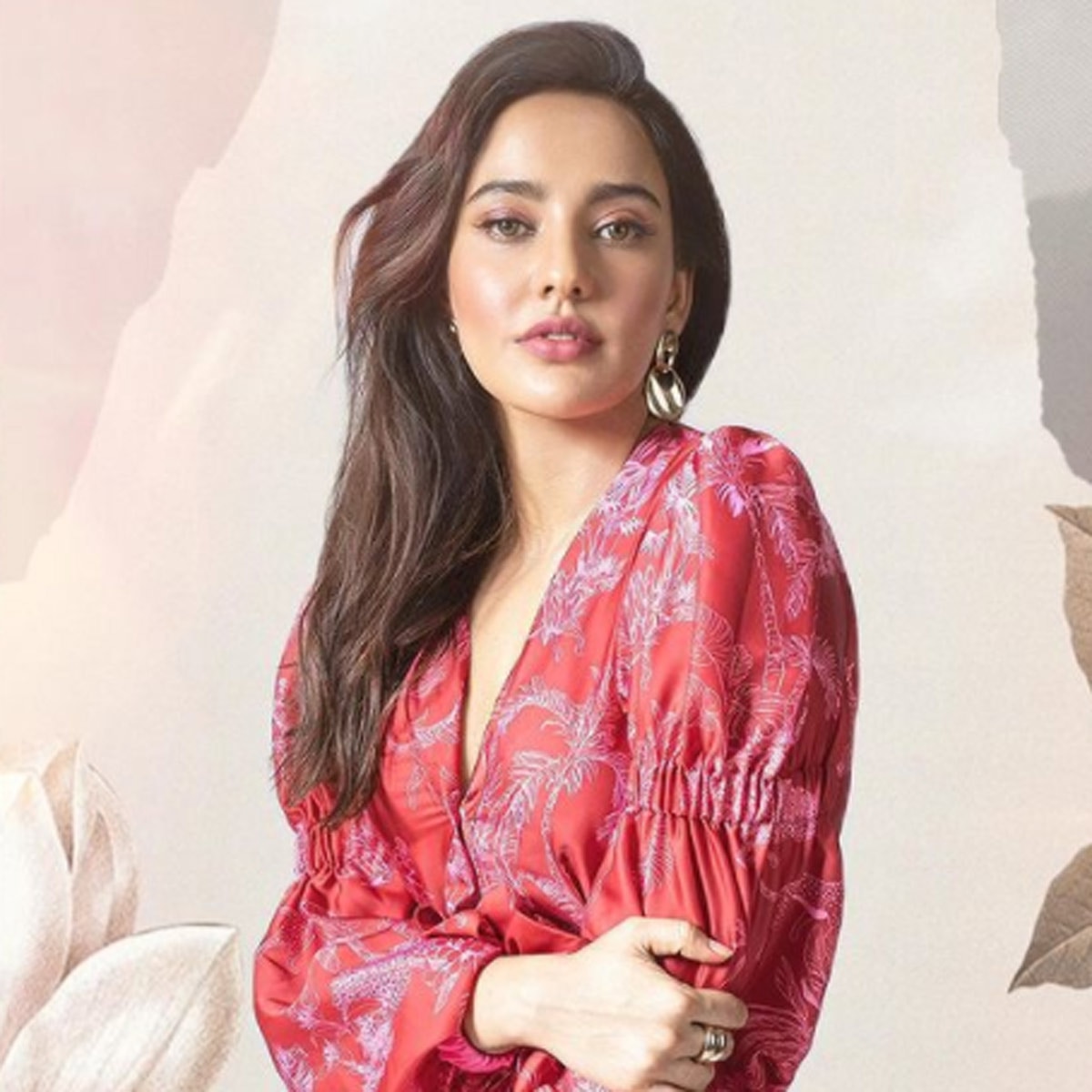 नेहा शर्मा 