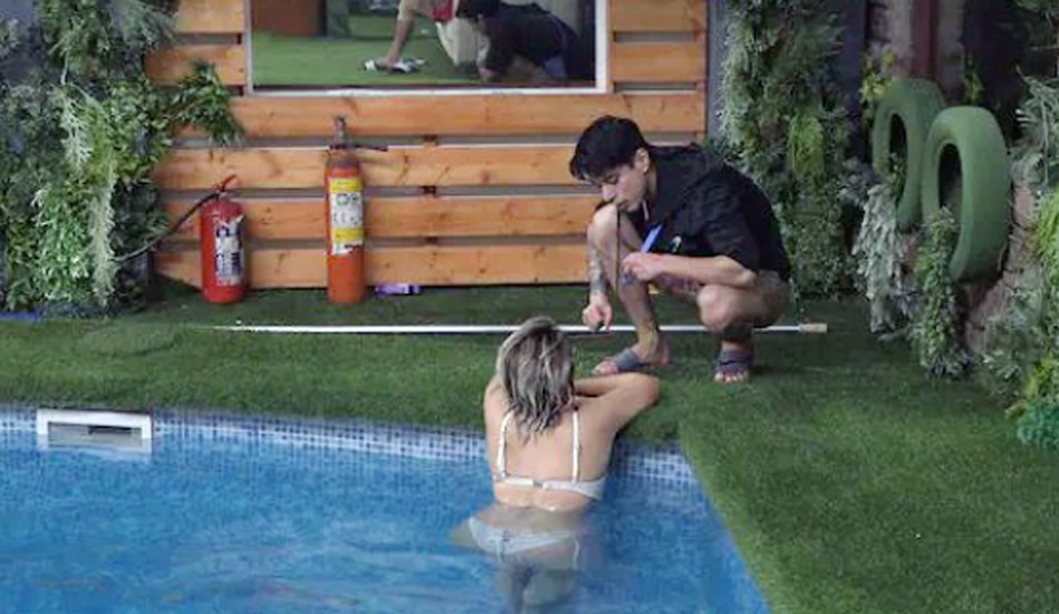 नेहा भसीन-प्रतीक  