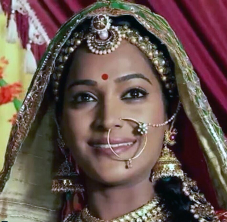 टीवी एक्ट्रेस