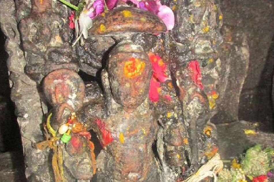 सिर्फ रक्षा बंधन पर खुलता है ये मंदिर