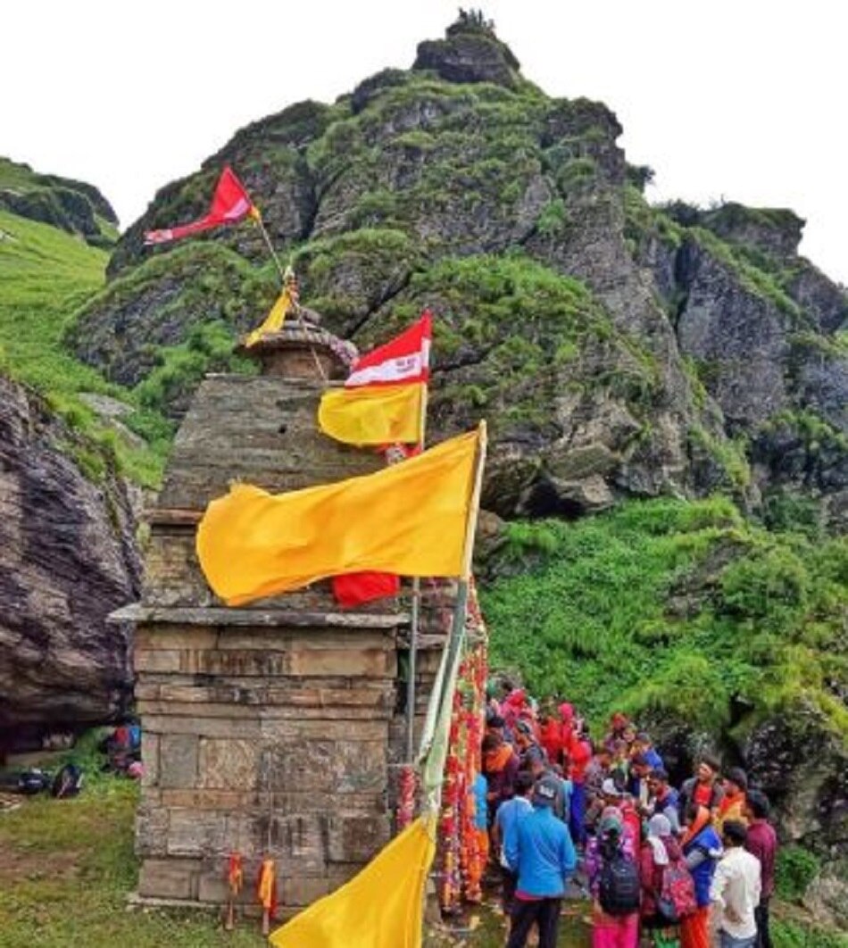 सिर्फ रक्षा बंधन पर खुलता है ये मंदिर