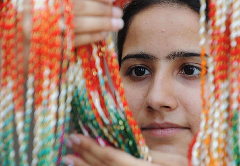 रक्षा बंधन पर इस गांव में सन्नाटा