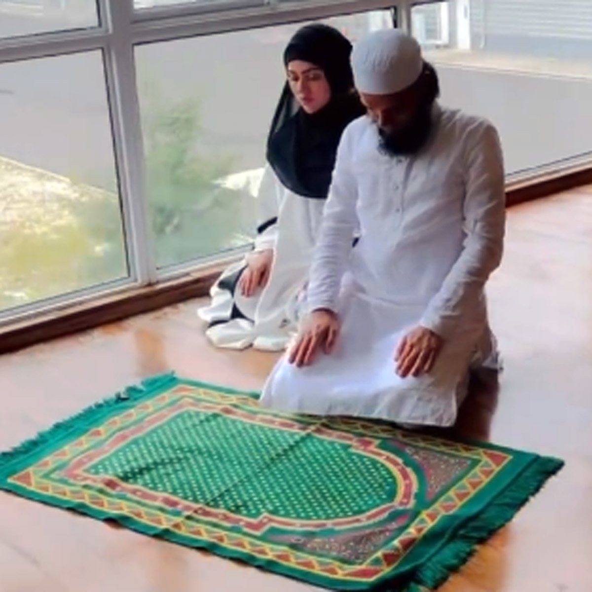 सना खान-अनस सैय्यद 