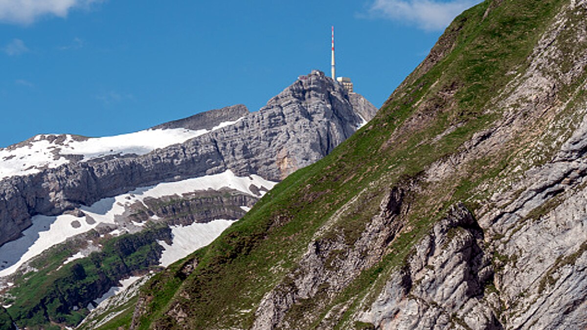 Control Lightning with Laser