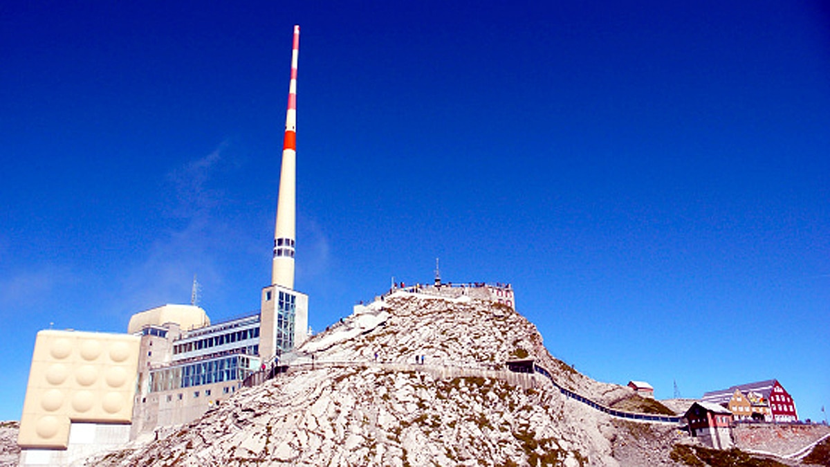 Control Lightning with Laser