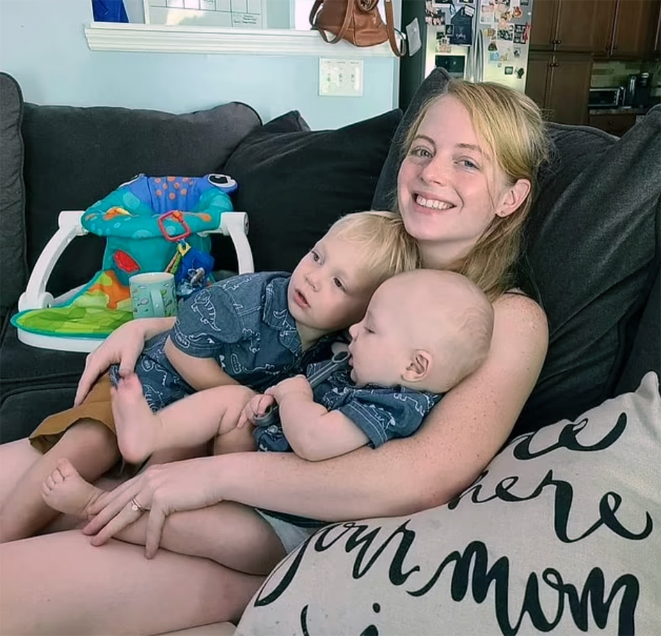 Woman with 2 vaginas