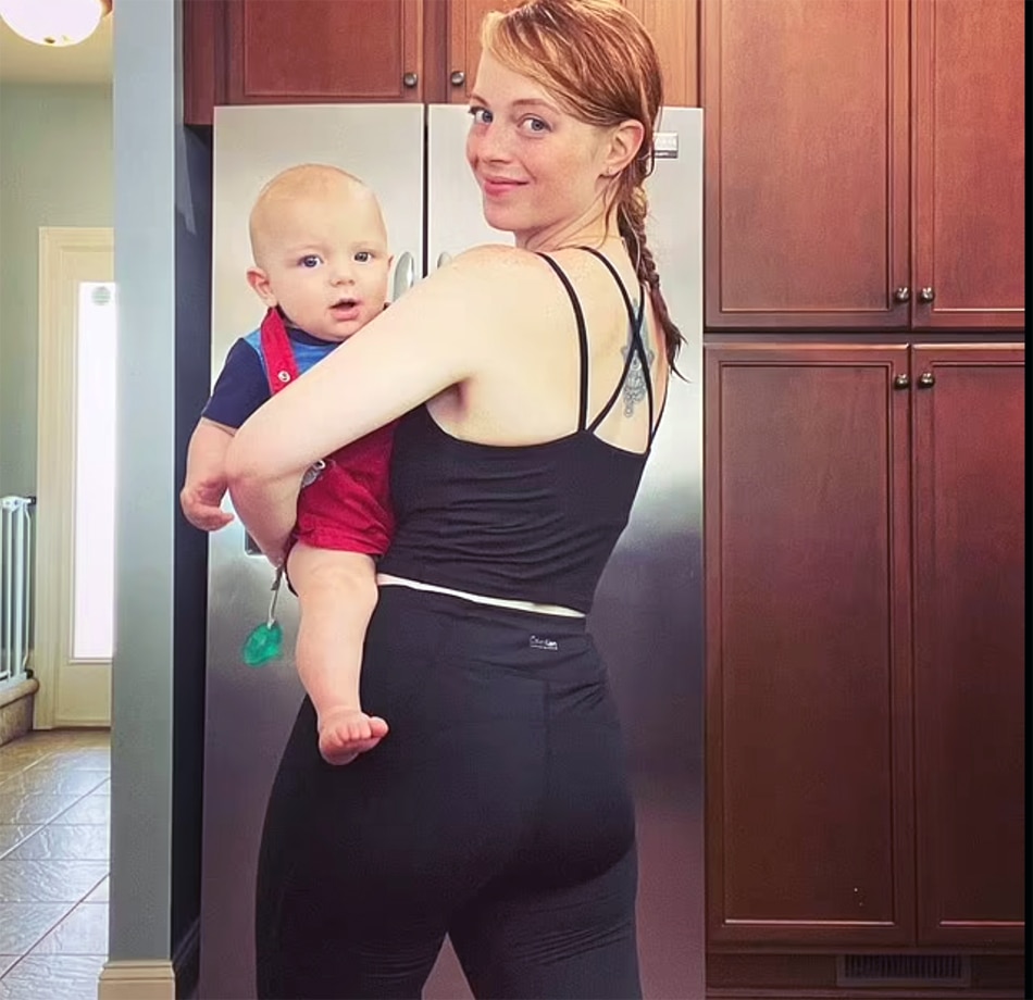 Woman with 2 vaginas