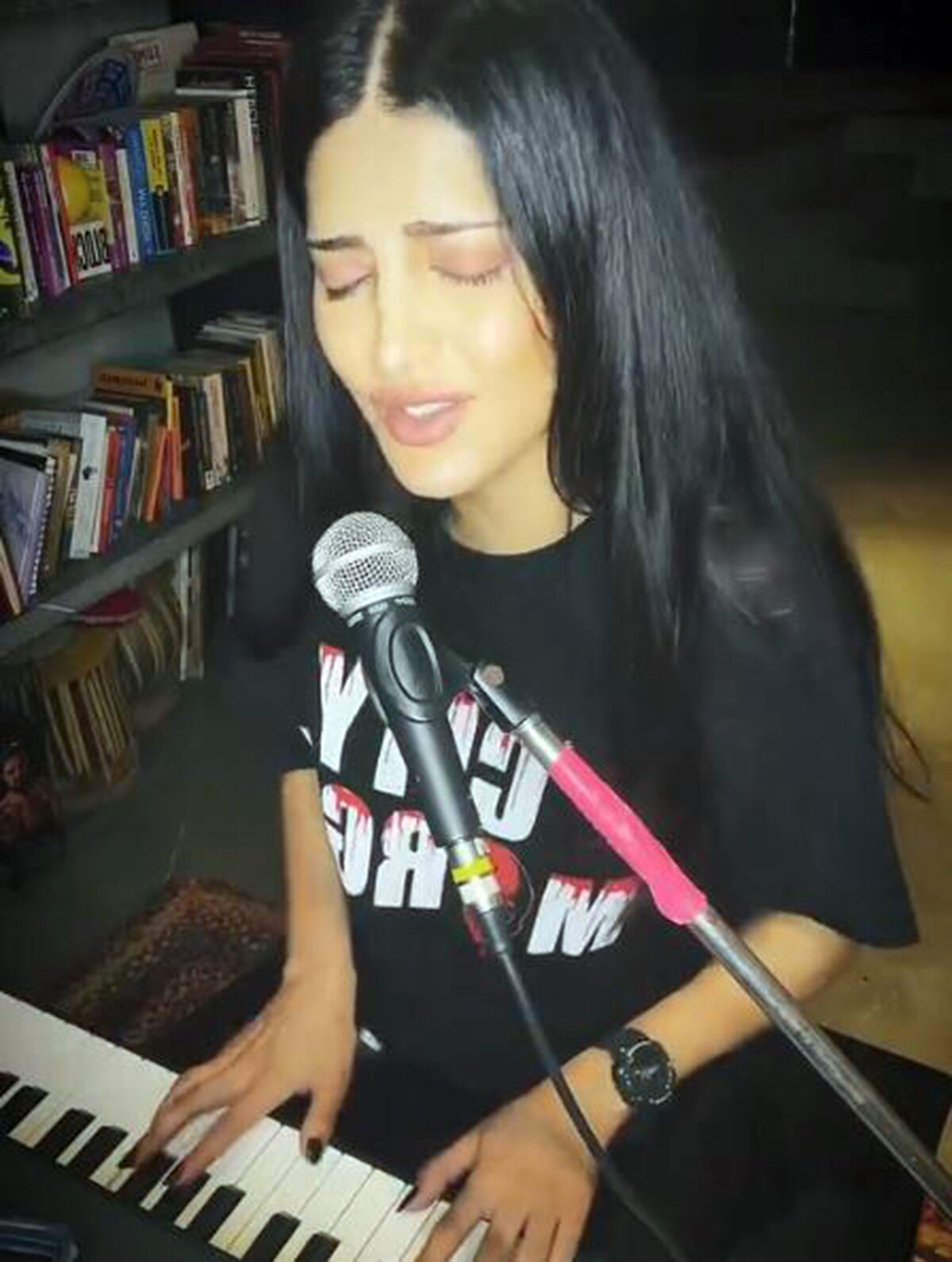 श्रुति हासन