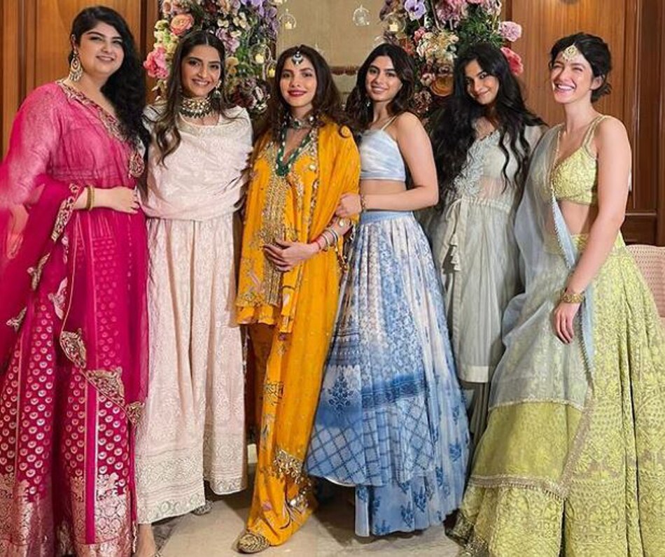 बेबी शावर पार्टी