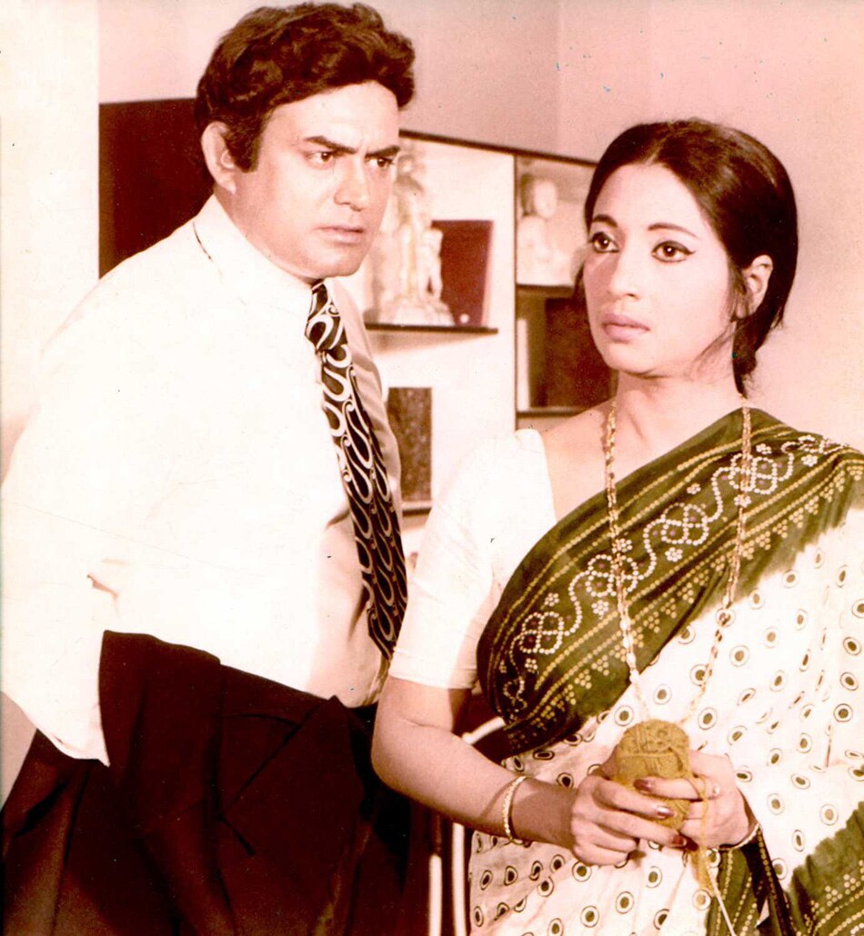 इंदिरा गांधी रोल