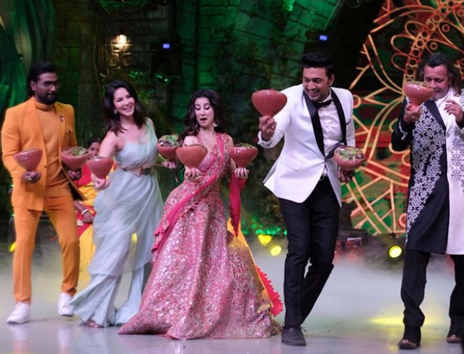 सनी लियोनी व अन्य  