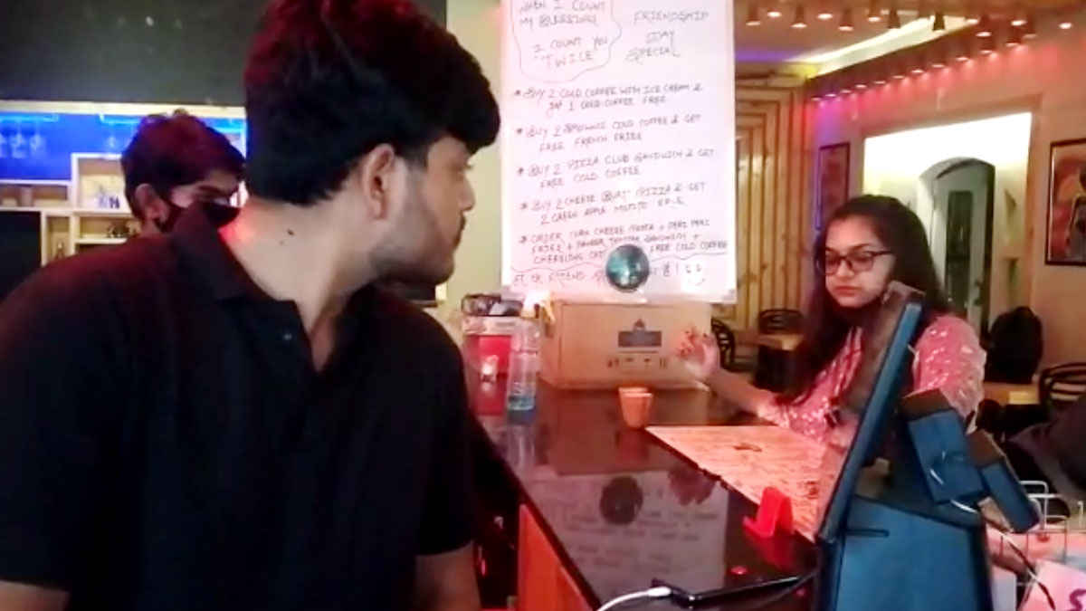 चाय की दुकान का टर्नओवर 100 करोड़ 