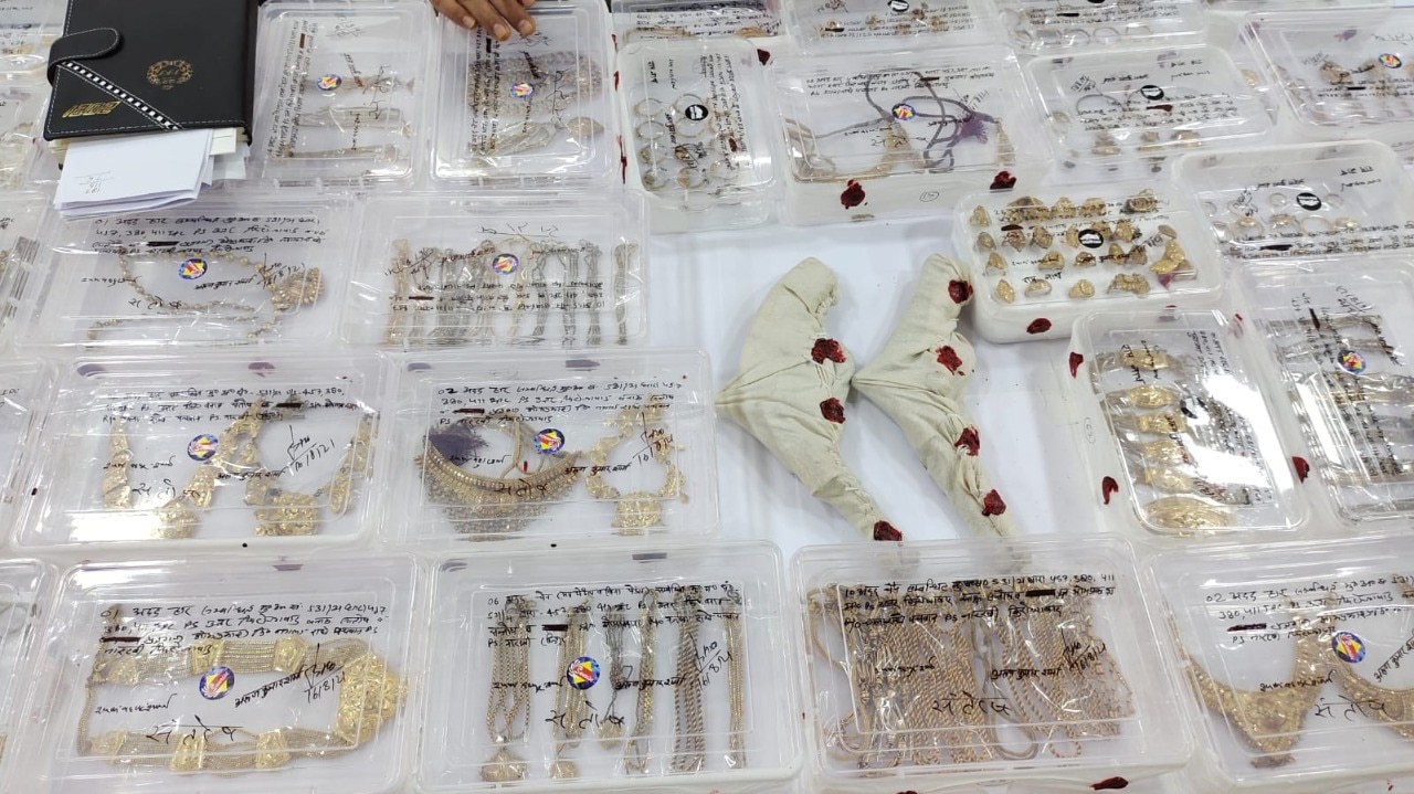 2 करोड़ 75 लाख के जेवर चुराने वाला युवक पकड़ा गया 