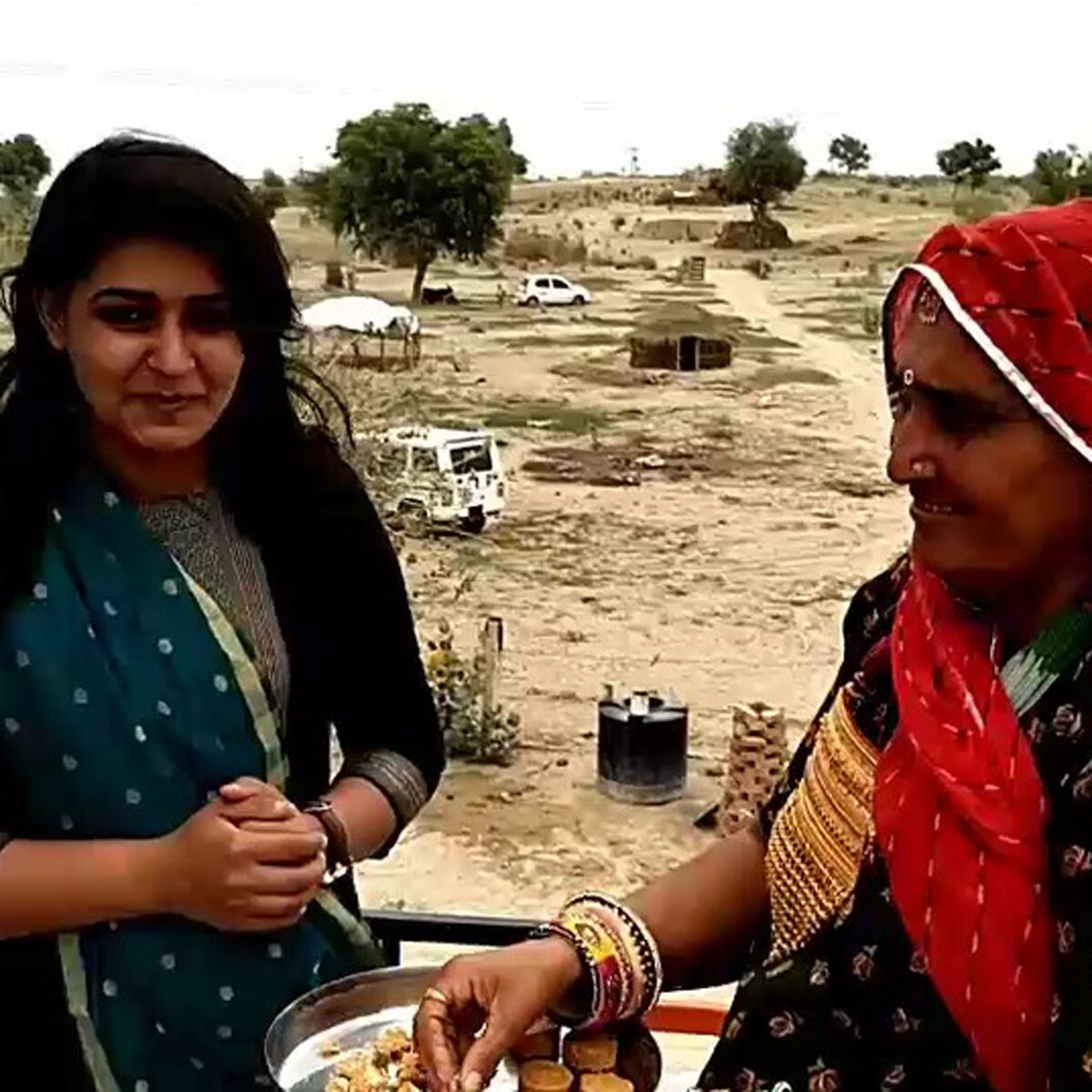 बाड़मेर पहुंची प्यारी चौधरी (aajtak.in)