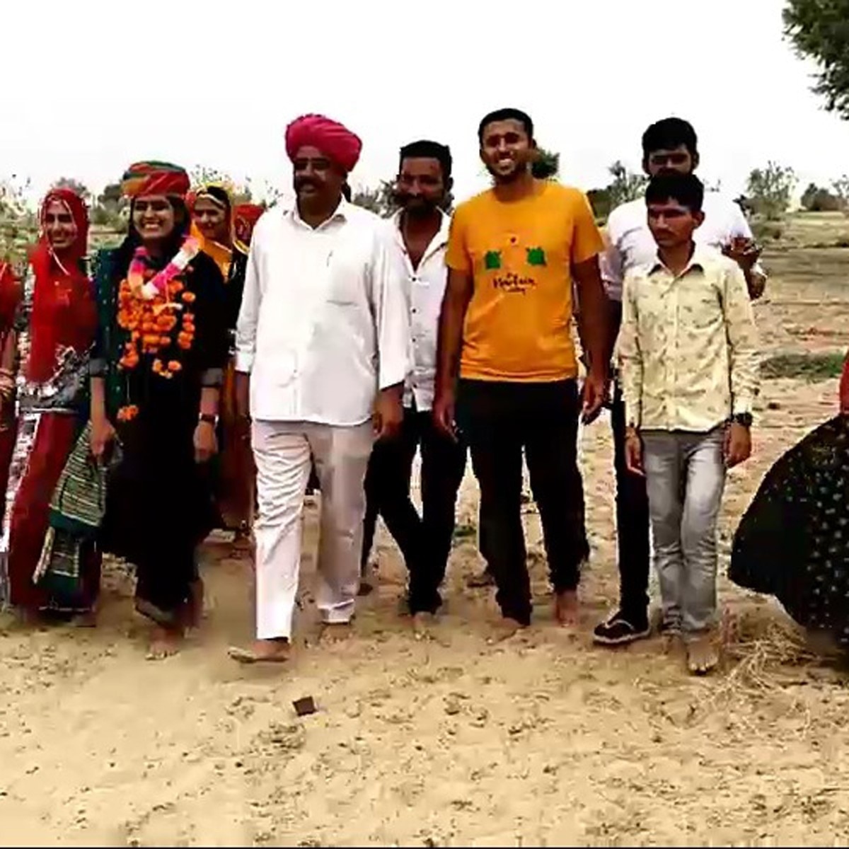 बाड़मेर पहुंची प्यारी चौधरी (aajtak.in)