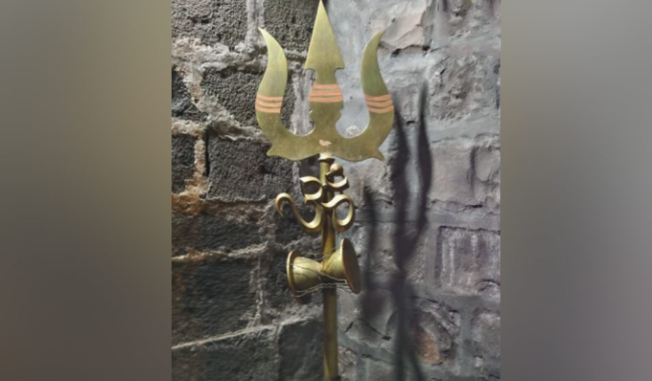 चांदी का त्रिशूल