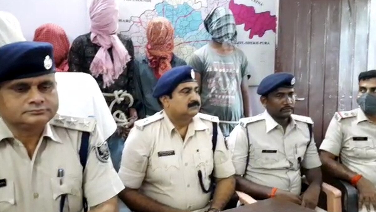 Unique love story If the lover gets married then the girlfriend gets the acid attack done on herself nalanda