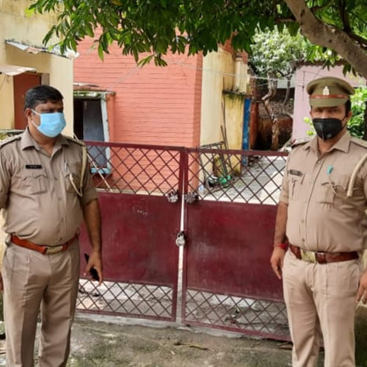 youths beat up the power station in-charge