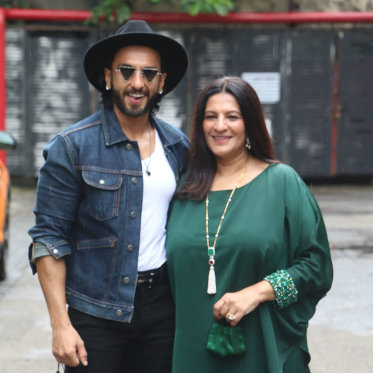 रणवीर-अंजू भवनानी  