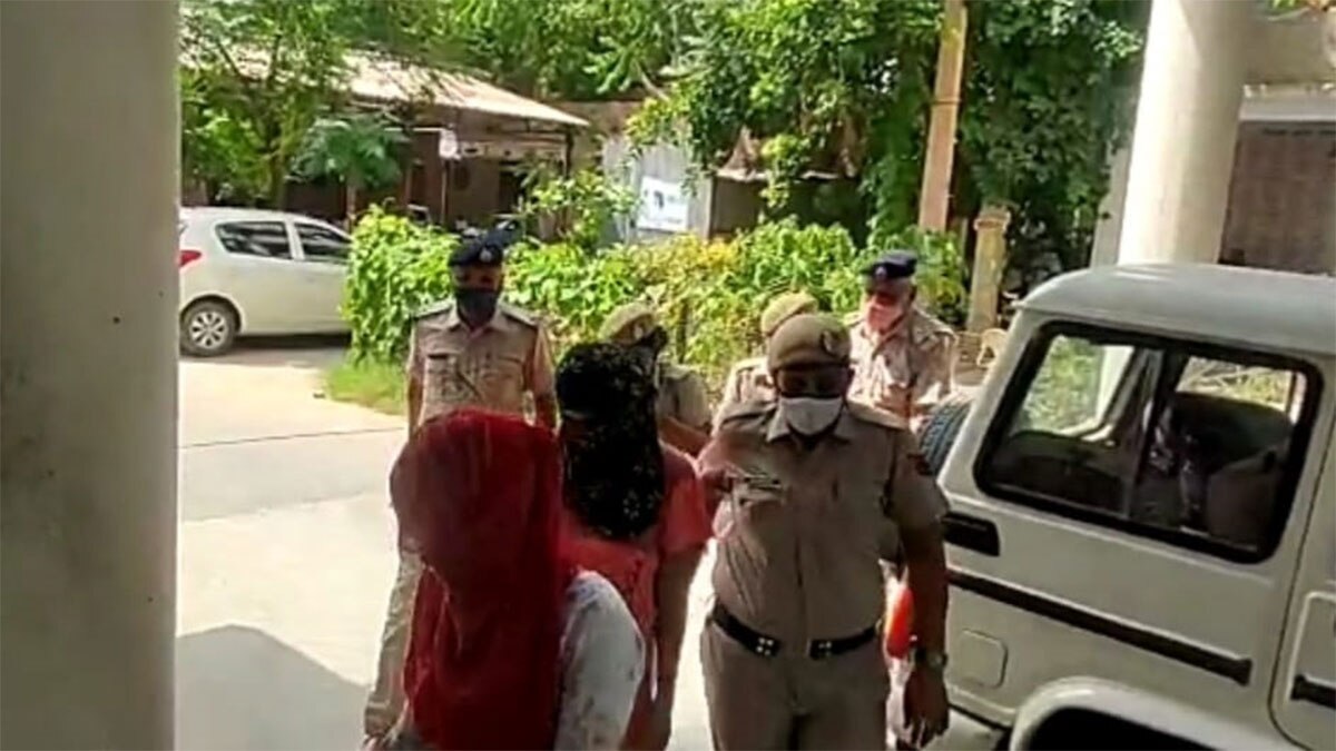 हनीट्रैप मामले में पुलिस ने दो महिलाओं को किया गिरफ्तार 