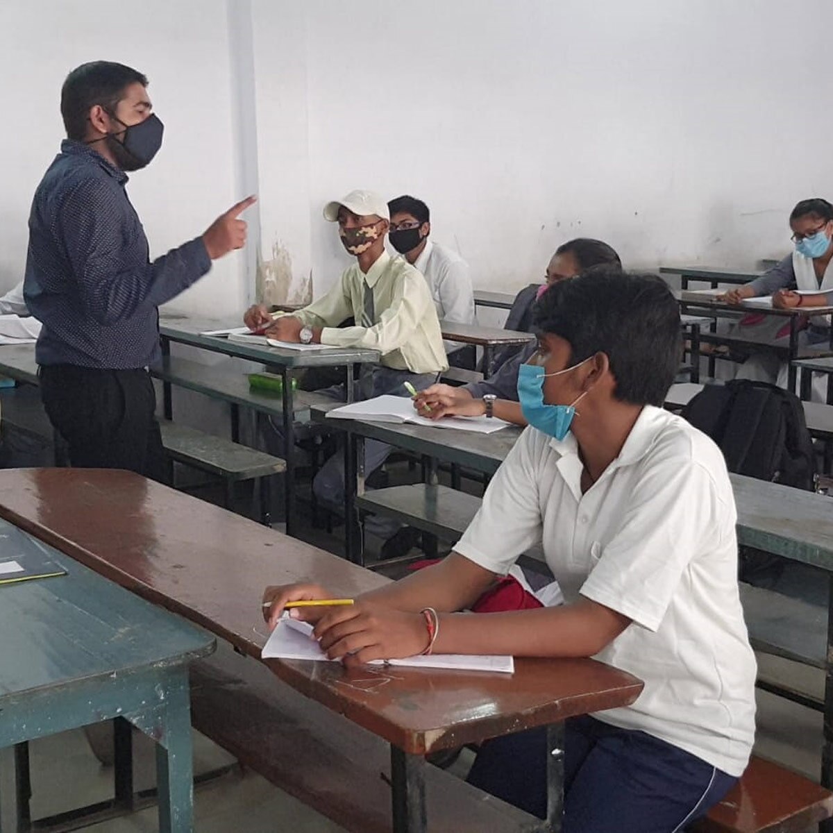 चंदौली का एक स्कूल (Photo: aajtak.in)