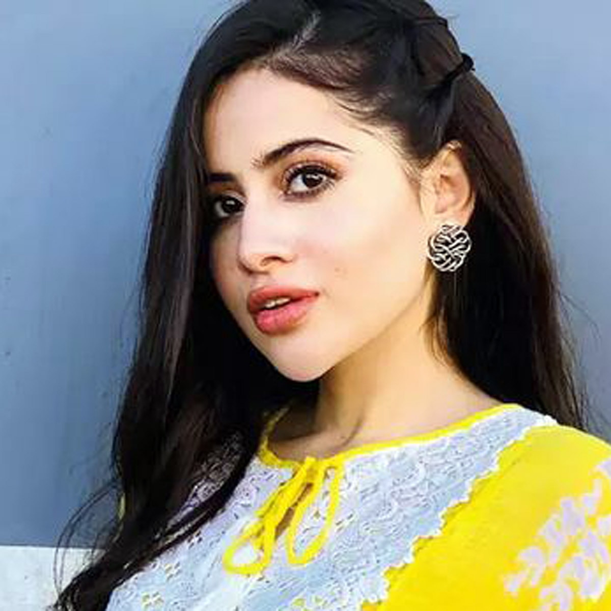 उर्फी जावेद