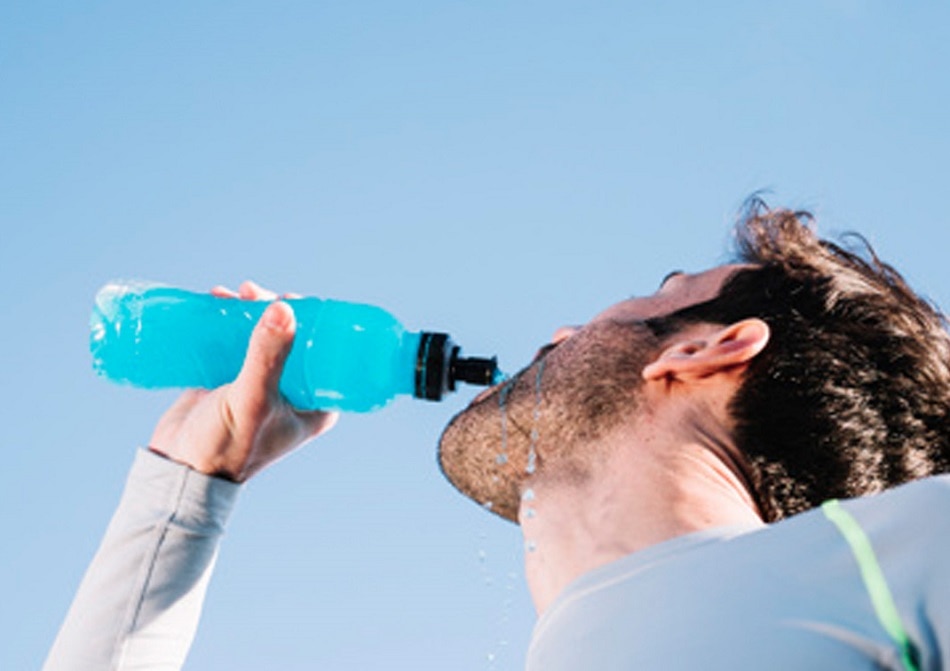 आंखों के नीचे डार्क सर्किल- 