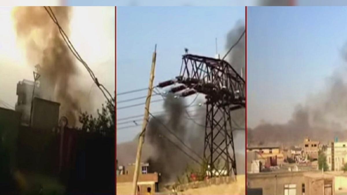 काबुल में रॉकेट अटैक के बाद का मंजर 