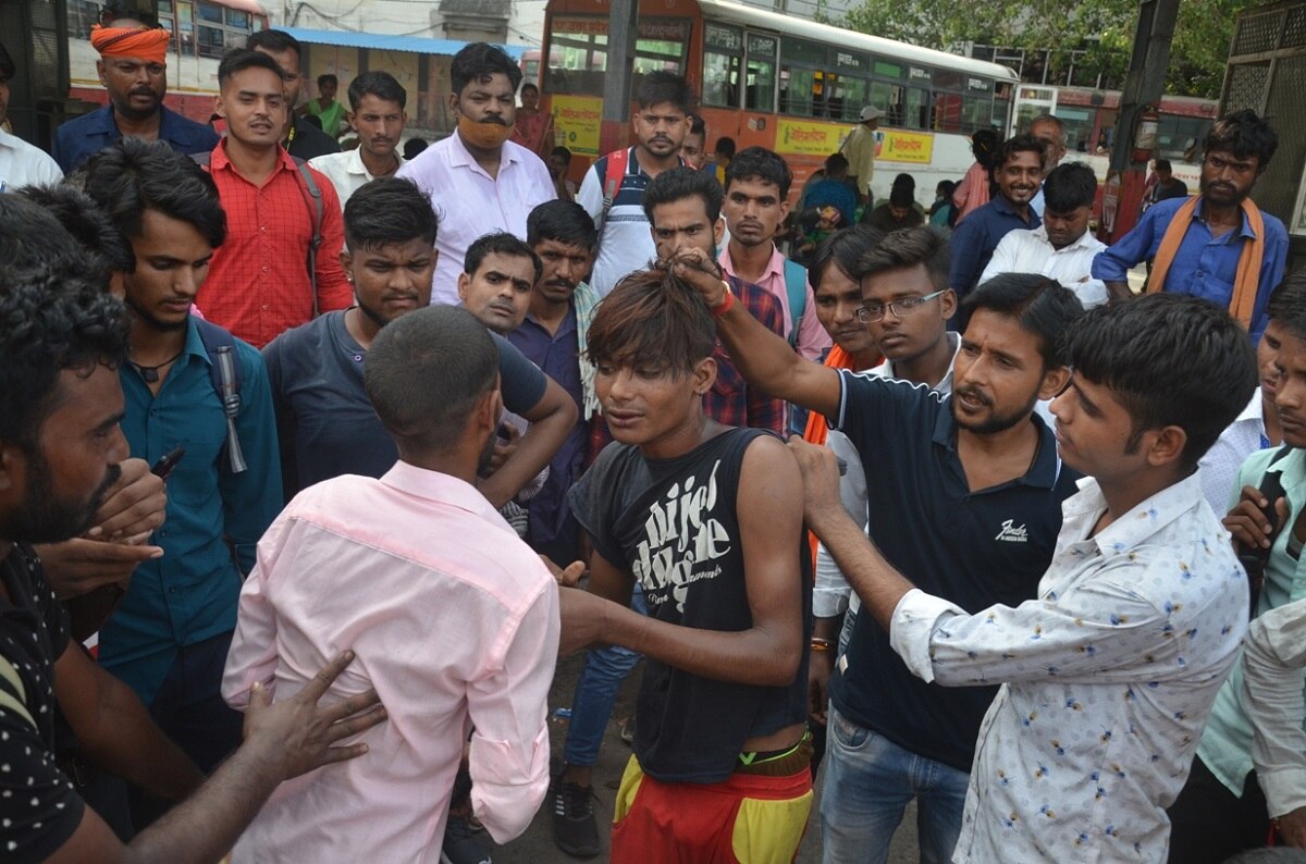 भीड़ ने किया हमला