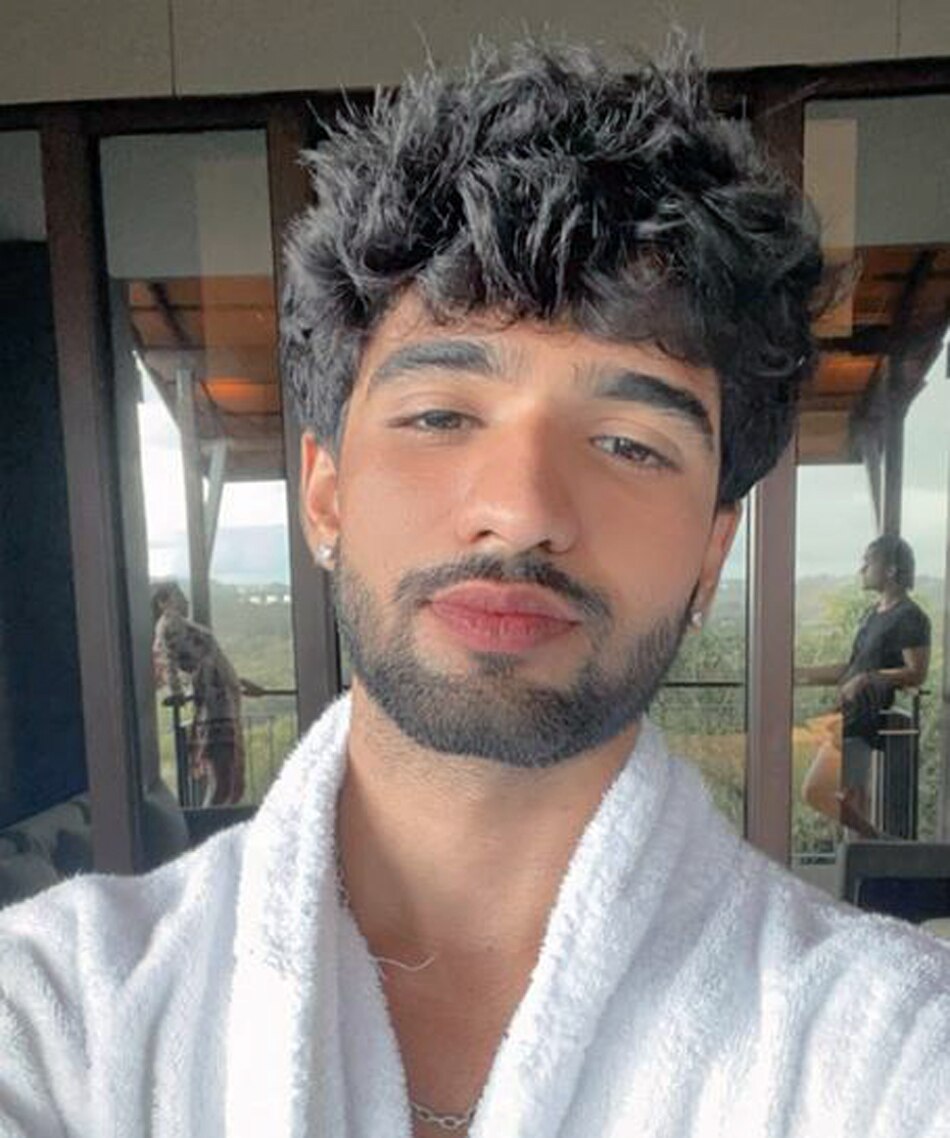 जीशान खान