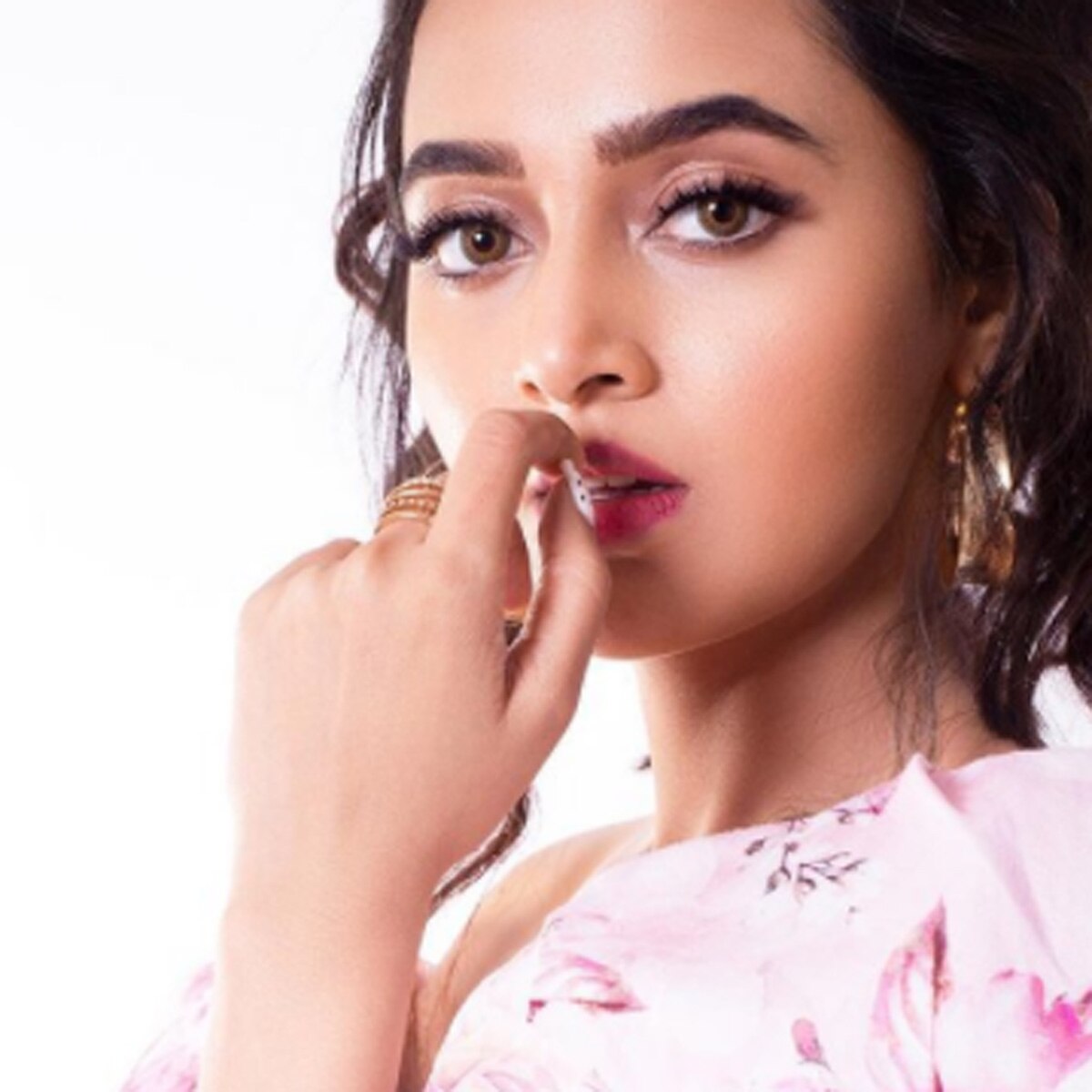  तेजस्विनी प्रकाश