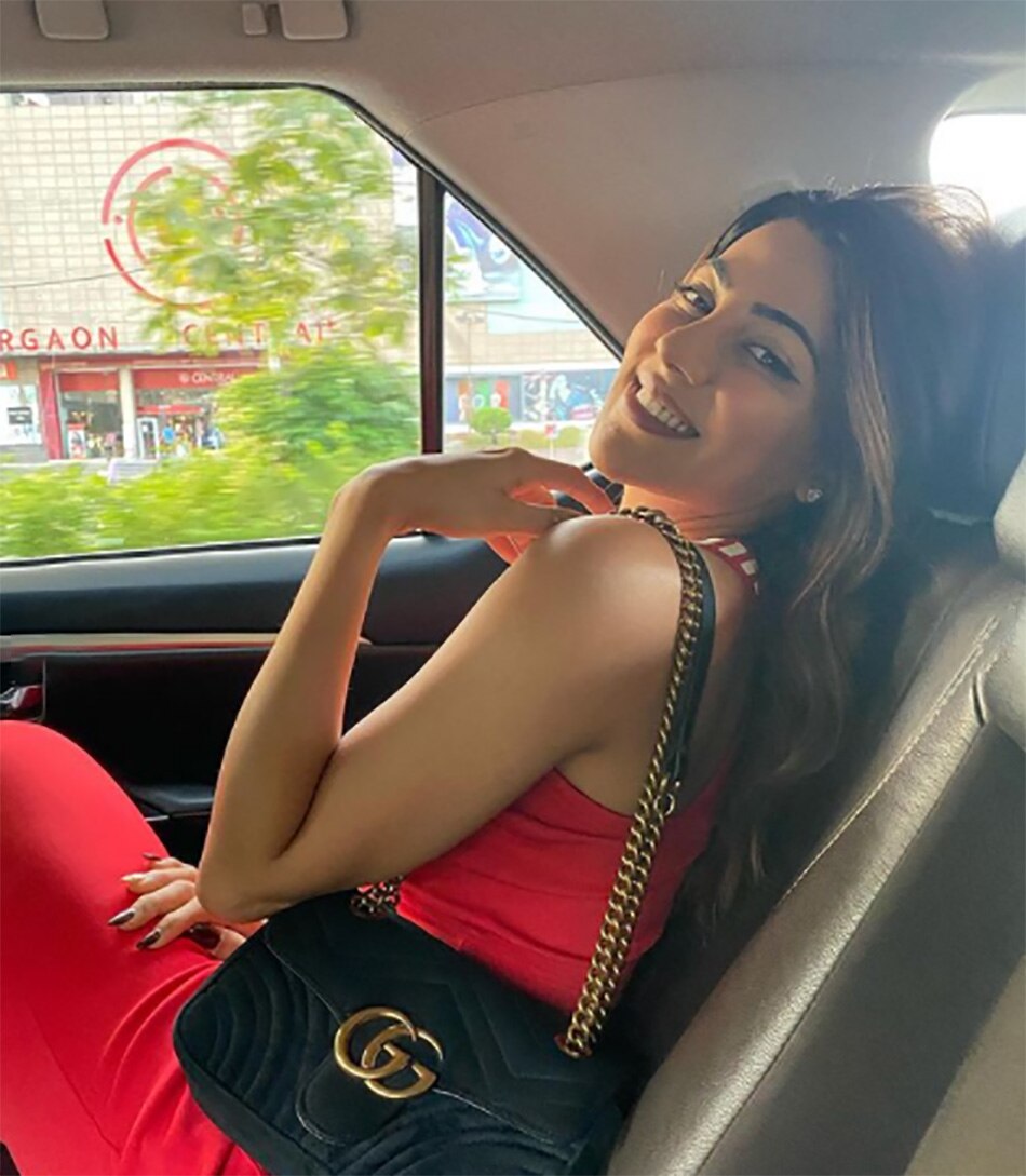 निक्की तंबोली