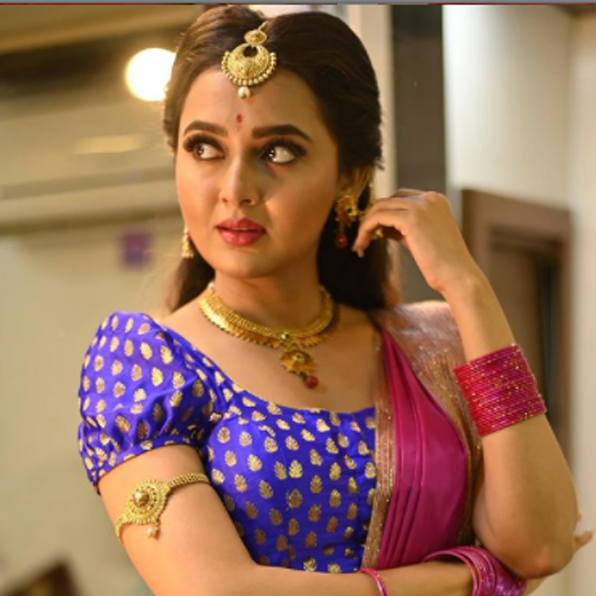  तेजस्विनी प्रकाश