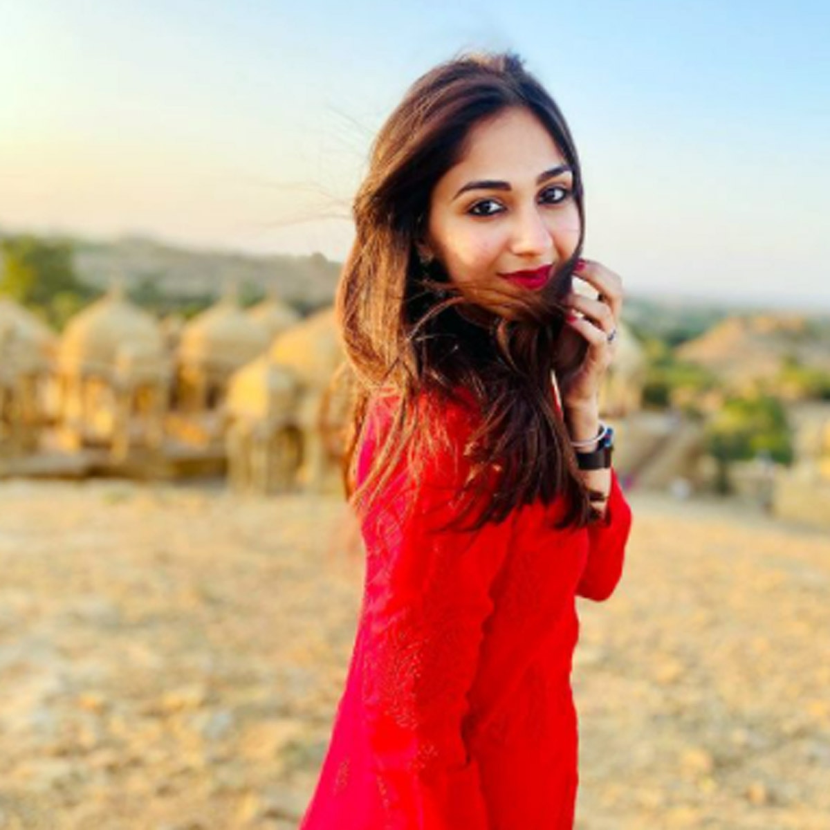  विधि पंड्या