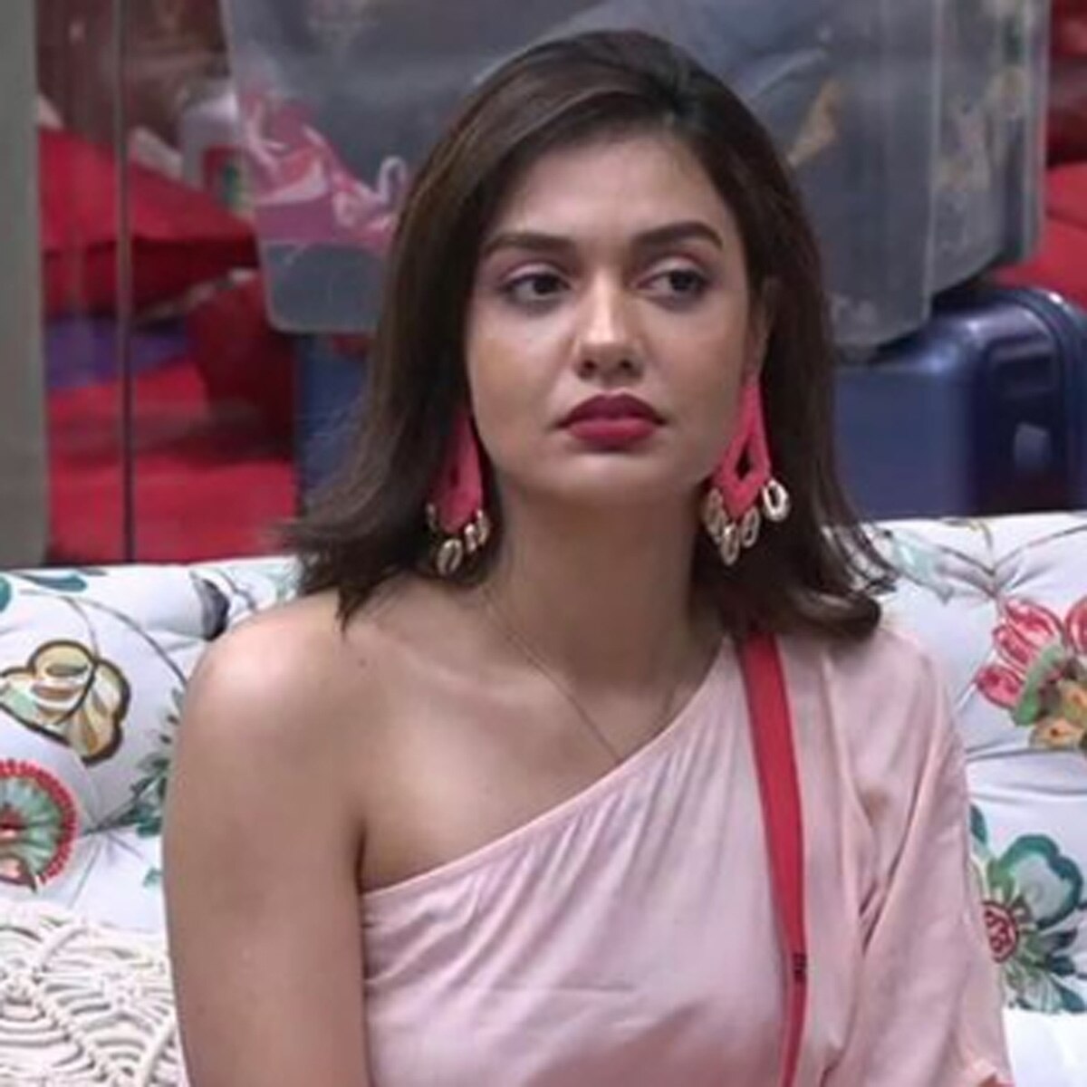 दिव्या अग्रवाल