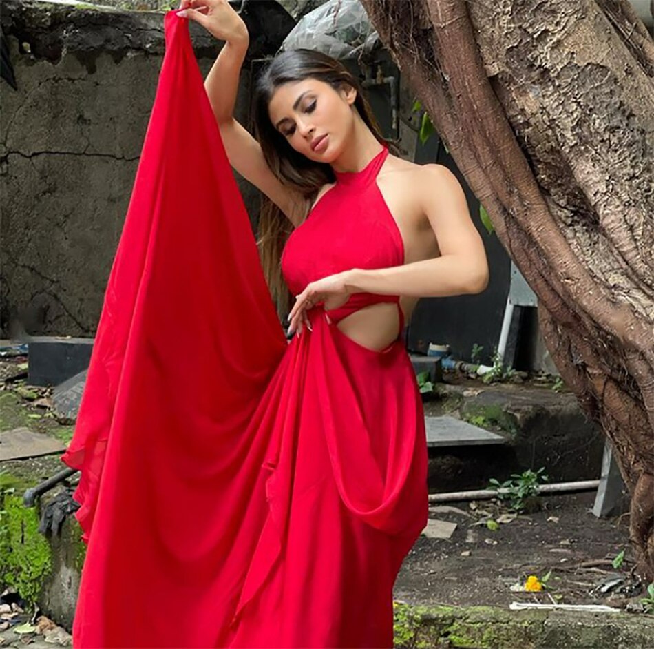 मौनी रॉय