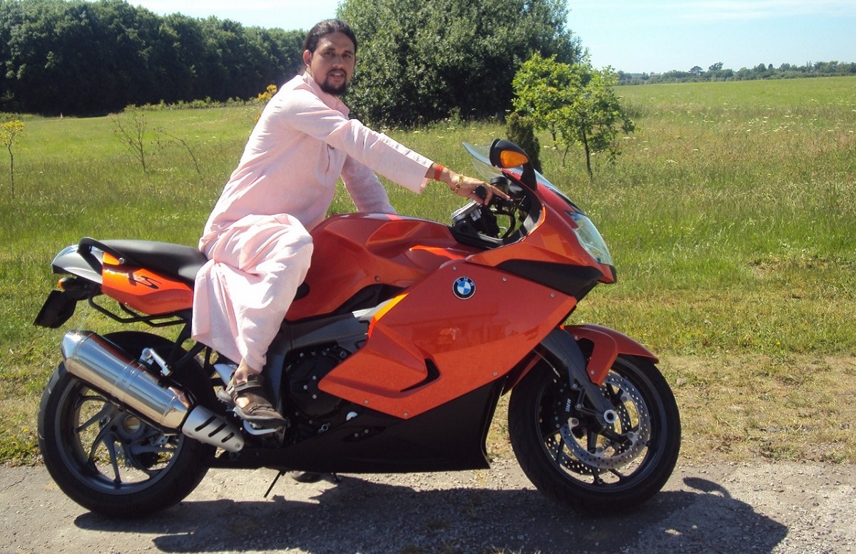 घुमंतु बाबा