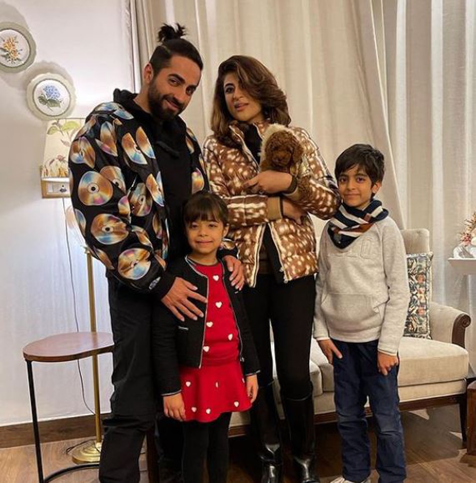 फैमिली संग आयुष्मान खुराना