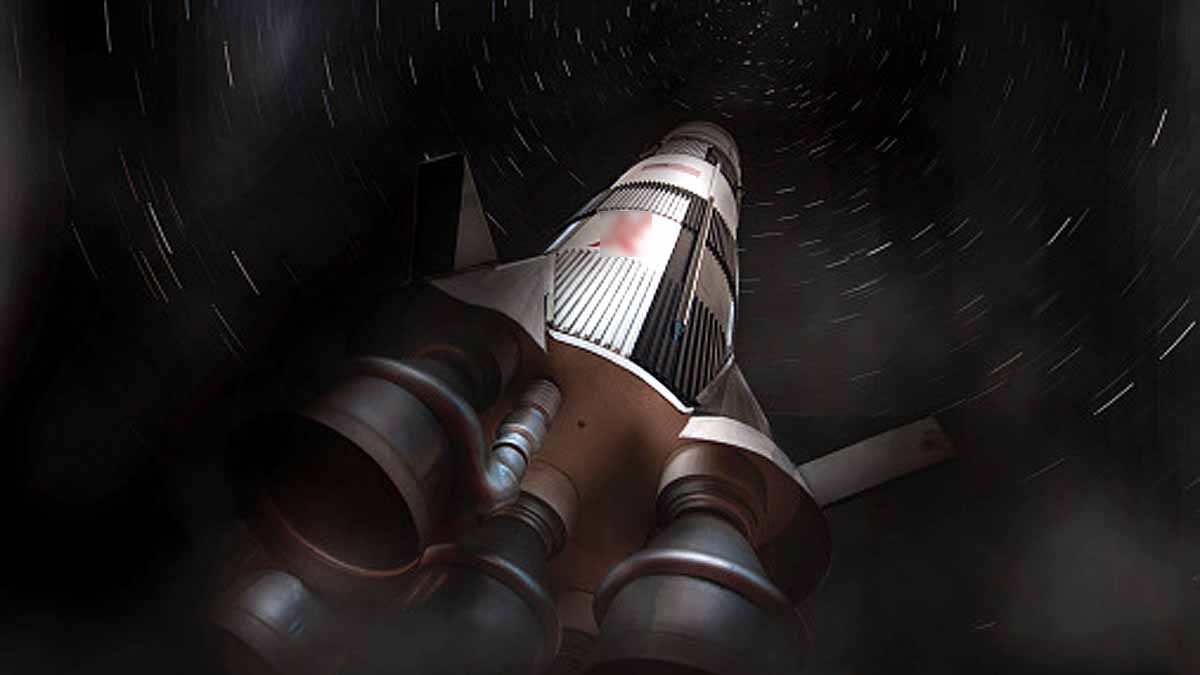 China's 1 KM long Mega Spaceship