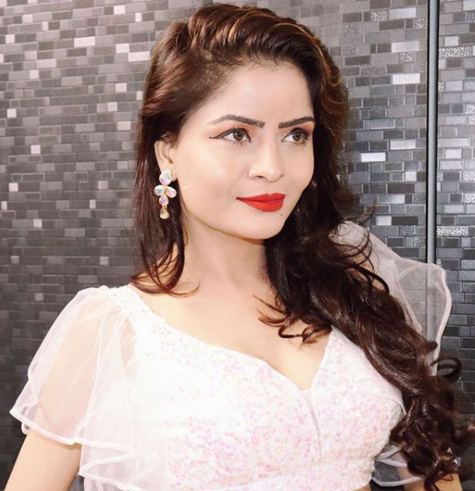 गहना वशिष्ठ