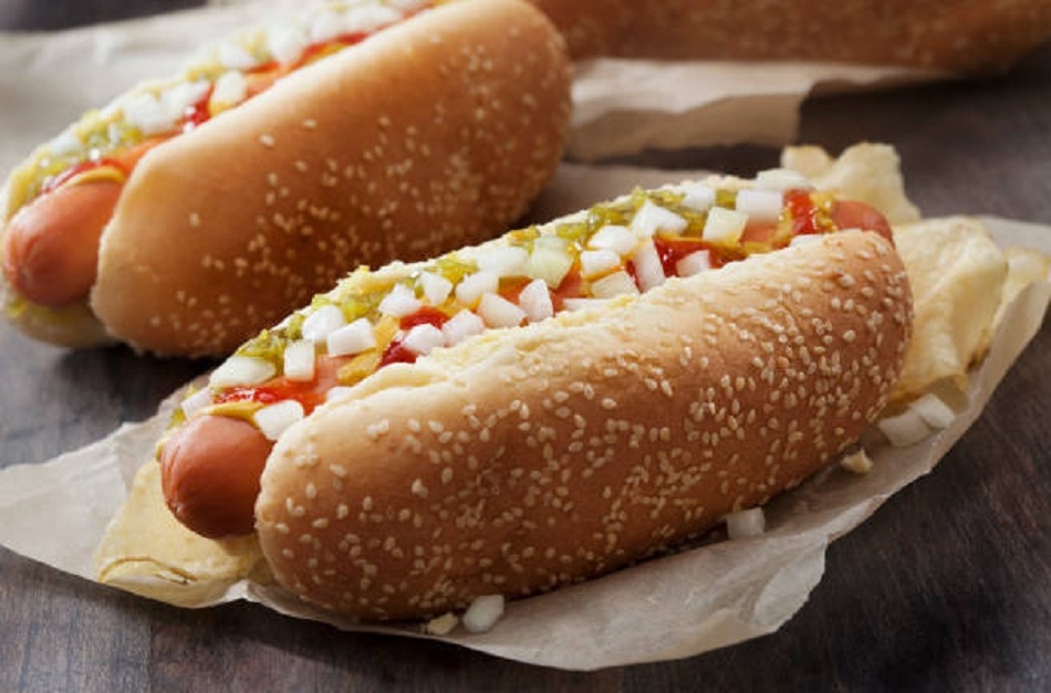 बारिश में नुकसान देंगी खाने की ये 8 चीजें