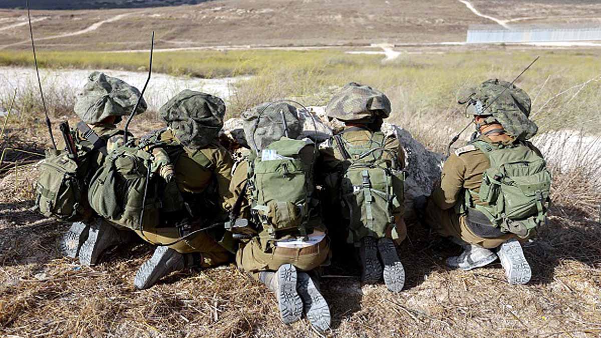  Israel armed combat robots