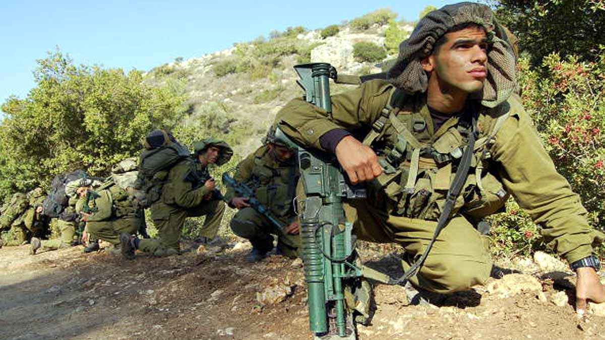  Israel armed combat robots