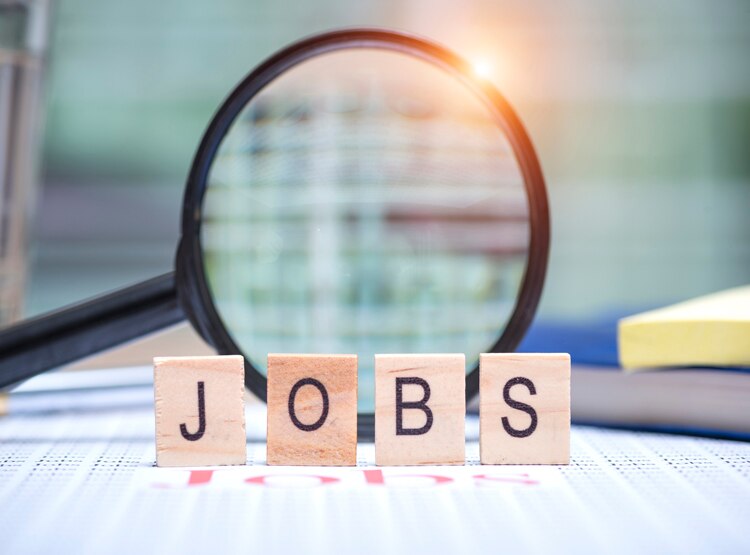  अगस्त में रोजगार की स्थिति प्रभावित