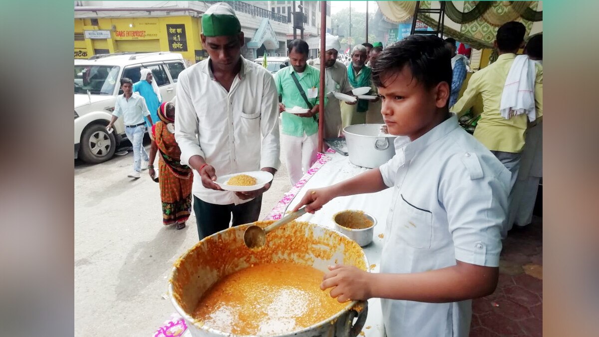 rakesh tikait muzaffarnagar kisan mahapanchayat