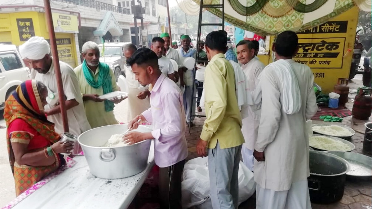 rakesh tikait muzaffarnagar kisan mahapanchayat